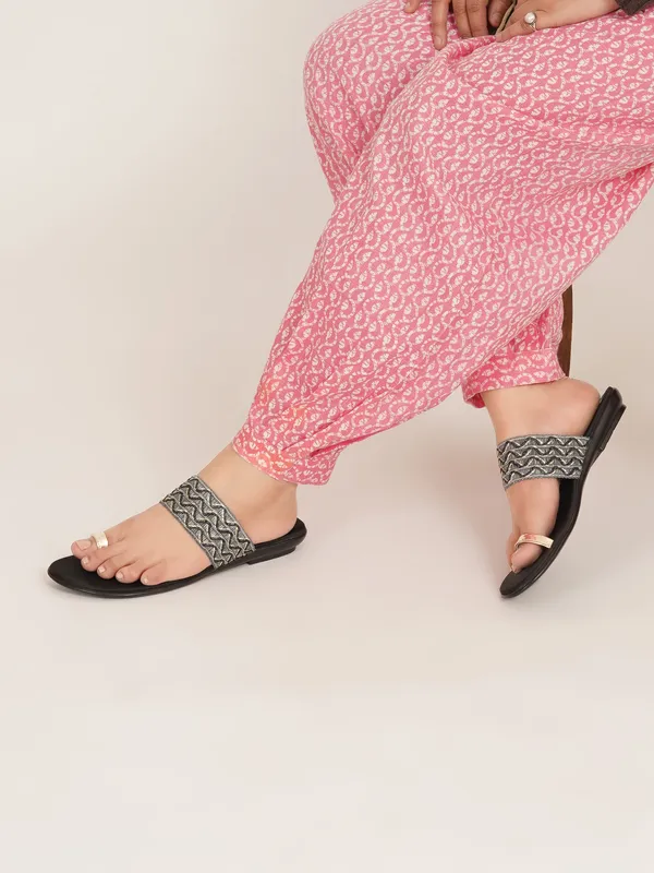 Women_Casual_Flats