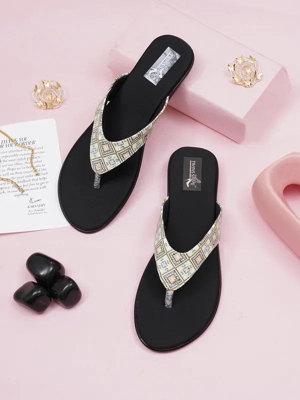 Women's_Embellished_One_toe_Flats_(__YELLOW_)