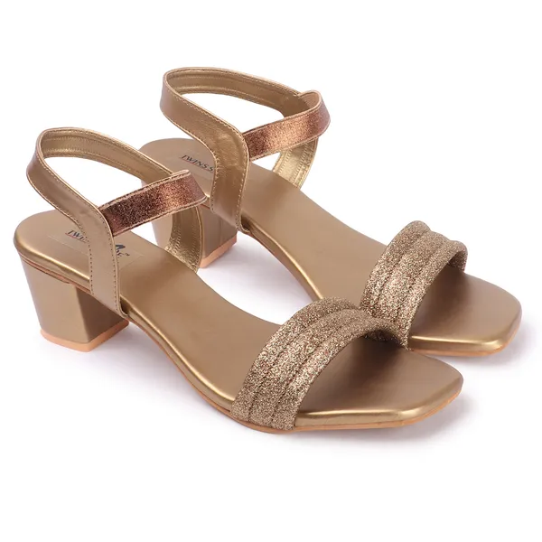 Block_Heel_Sandals_(Antique)