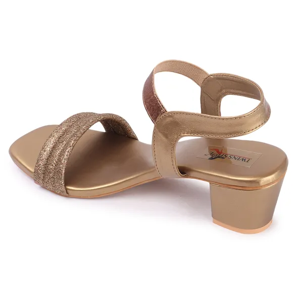 Block_Heel_Sandals_(Antique)