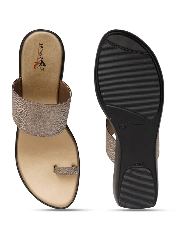 Print_Strap_Angutha_Wedge_Heels_(Antique)