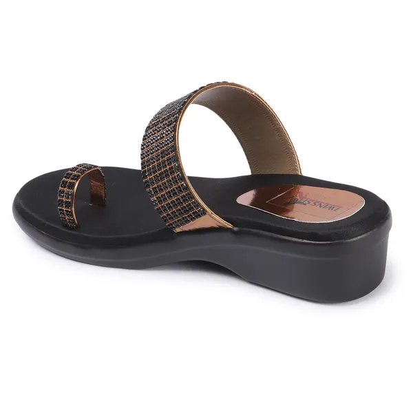 Casual_Wedge_Slippers_(Antique)