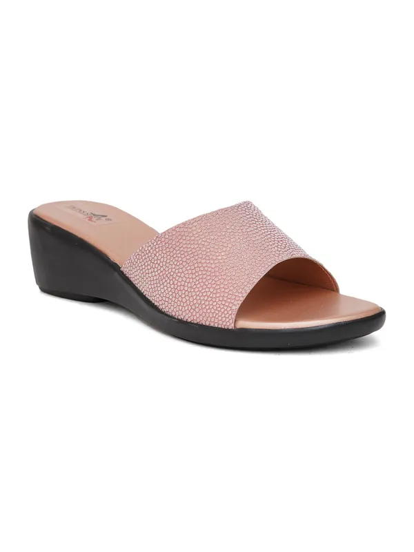 Shining_Strap_Wedge_Heels_(Sultan)