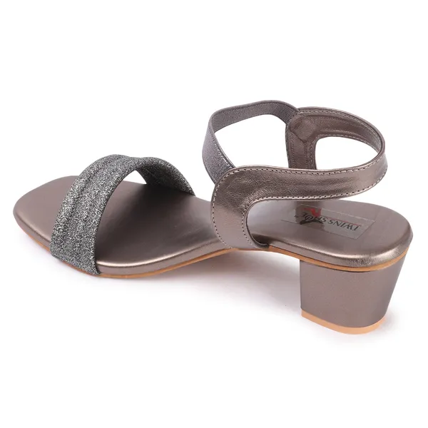 Block_Heel_Sandals_(Grey)
