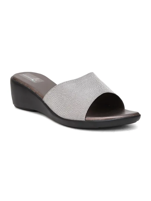 Shining_Strap_Wedge_Heels_(Grey)