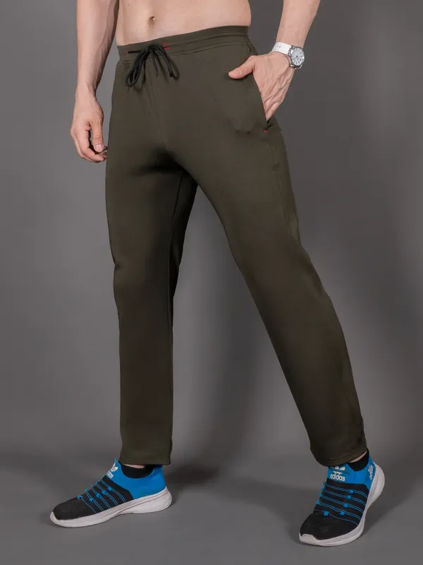 Olive_4_Way_Lycra_Joggers_For_Men