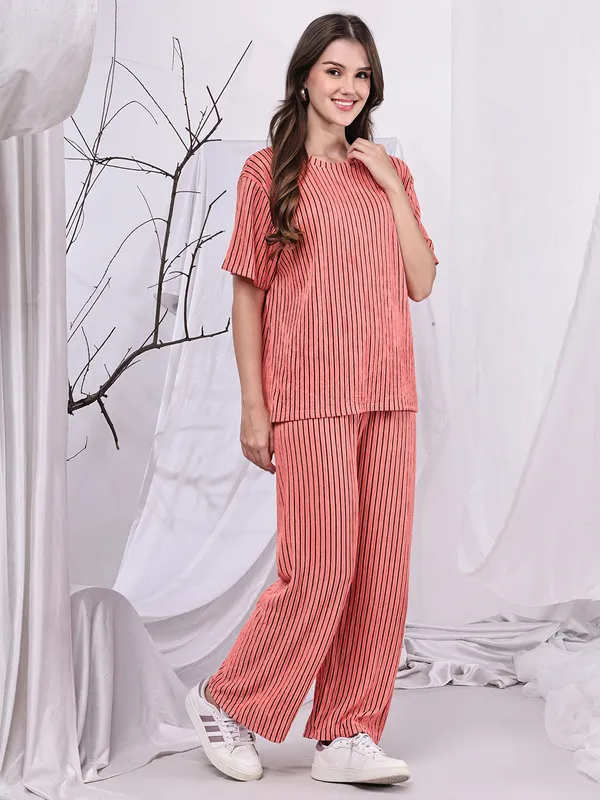 Peach_Popcorn_Top_For_Women