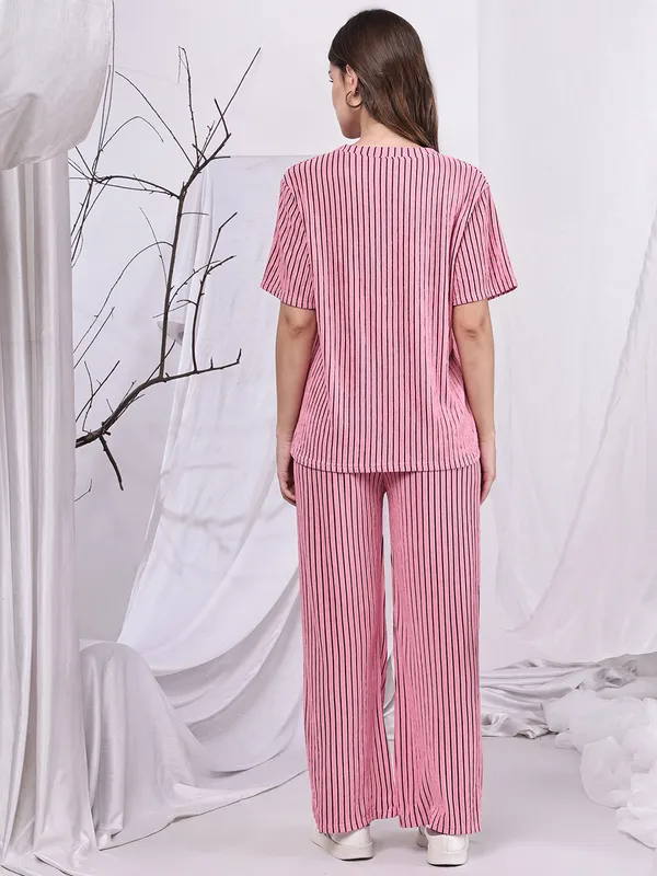 Light_Pink_Popcorn_Top_For_Women