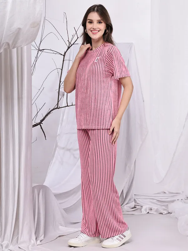 Light_Pink_Popcorn_Top_For_Women