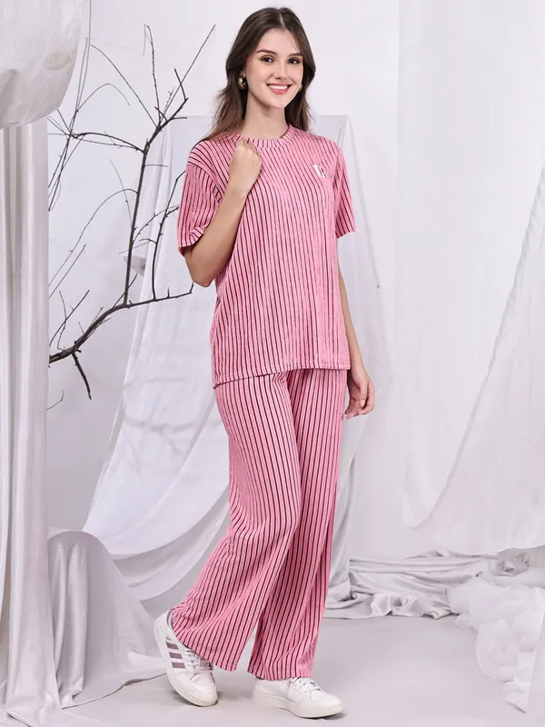 Light_Pink_Popcorn_Top_For_Women