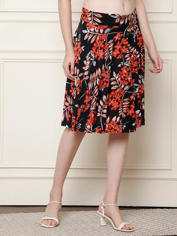 Multi_Color_Polyester_Lycra_Skirt_For_Women