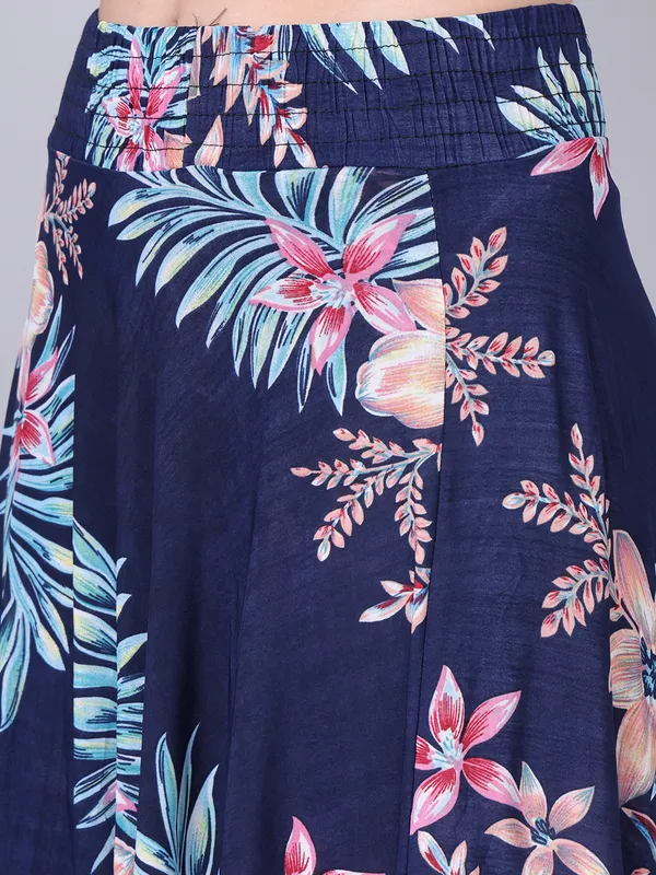 Multi_Color_Polyester_Lycra_Skirt_For_Women
