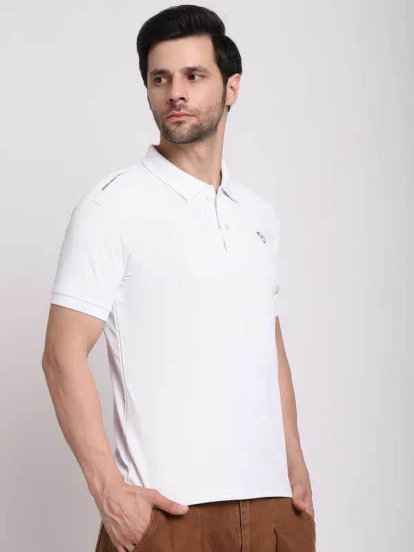 White_Polycotton_T-Shirt_For_Men