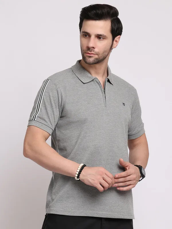 Grey_Cotton_T-Shirt_For_Men