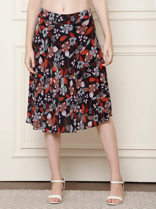 Multi_Color_Polyester_Lycra_Skirt_For_Women