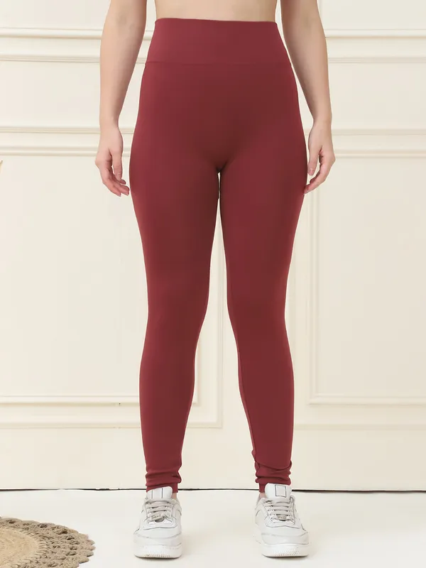 Maroon_75%_Nylon_&_25%_Spandex_Legging_For_Women