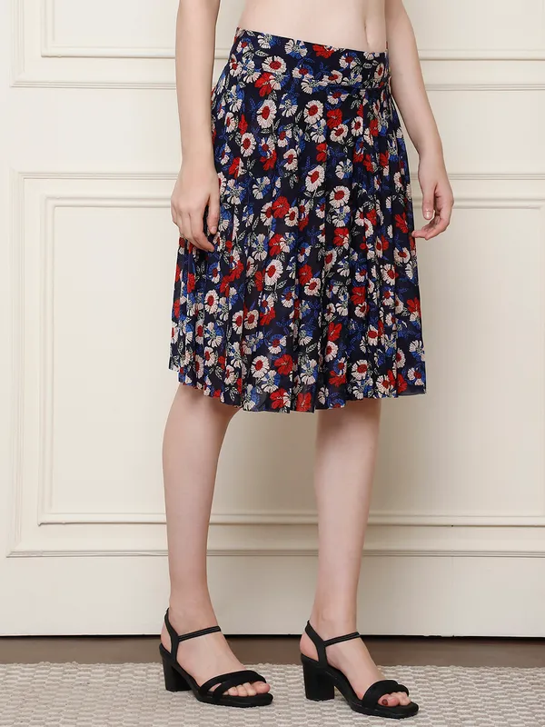 Multi_Color_Polyester_Lycra_Skirt_For_Women