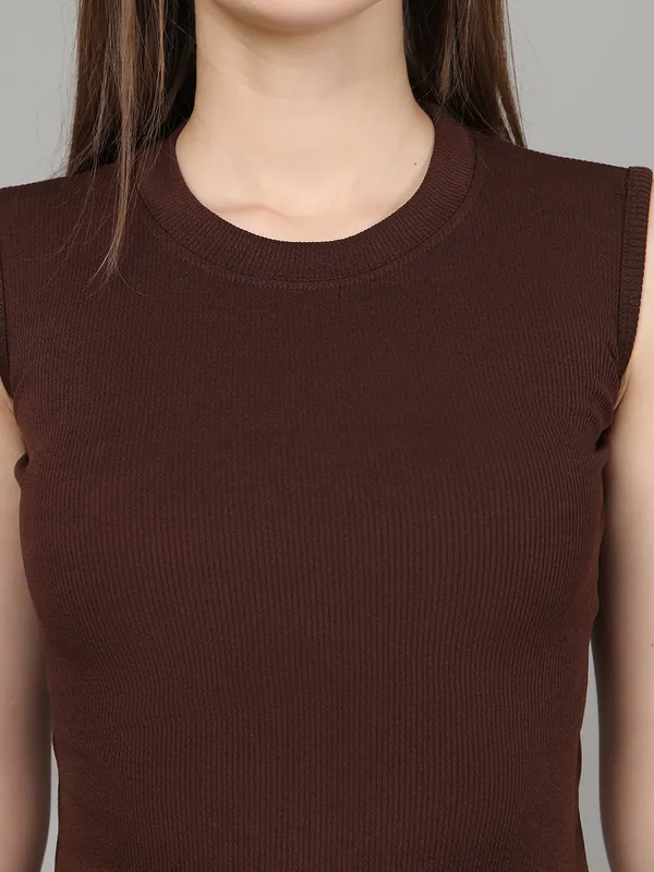 Brown_Crop_Tops_Having_sleeveless,_Cotton_Fabric,_Slip_on_closure_and_Round_Neck