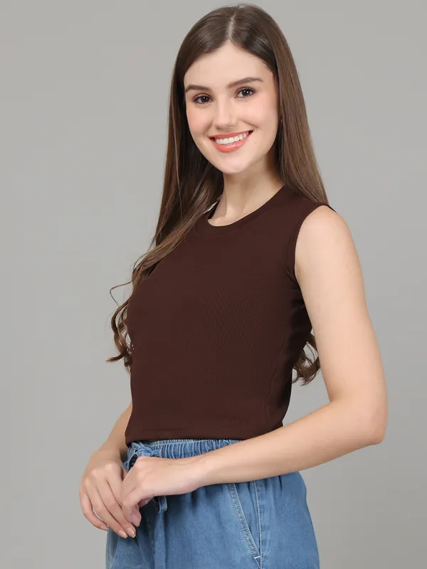 Brown_Crop_Tops_Having_sleeveless,_Cotton_Fabric,_Slip_on_closure_and_Round_Neck