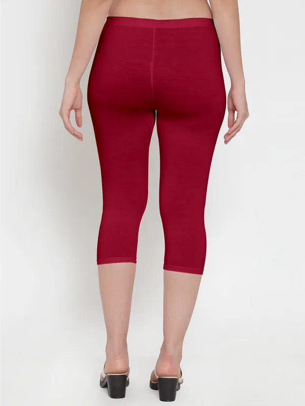 Maroon_Cotton_Lycra_Capri_For_Women