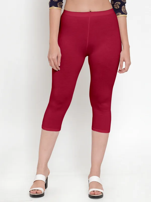 Maroon_Cotton_Lycra_Capri_For_Women