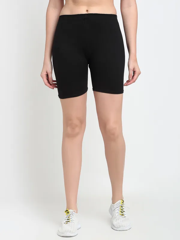 Black_Cotton_Shorts_For_Women