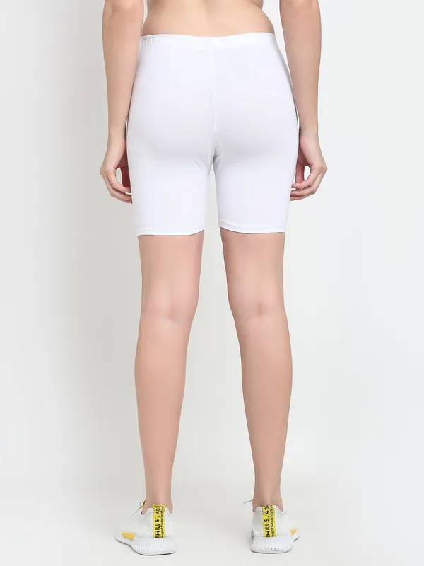 White_Cotton_Shorts_For_Women