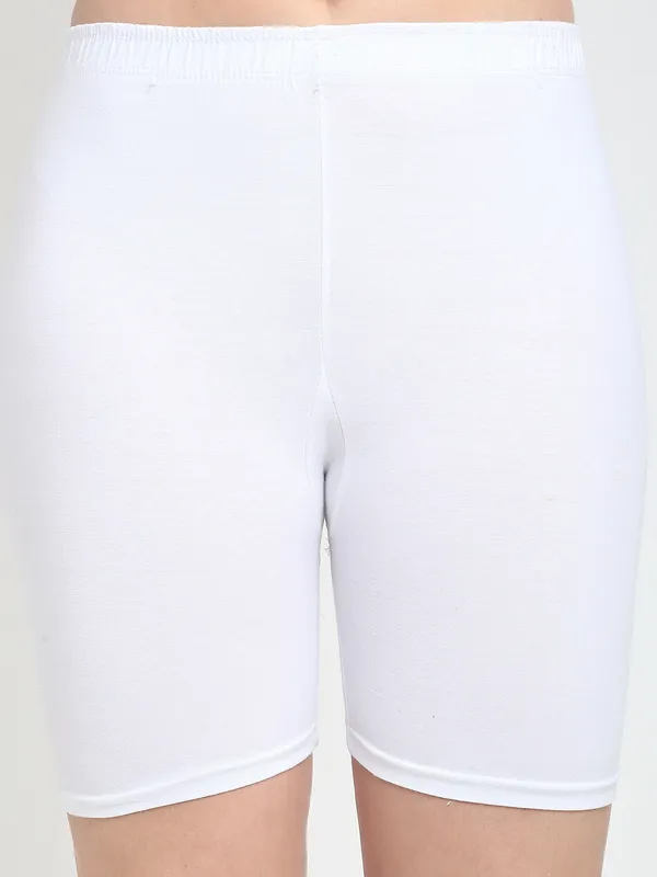 White_Cotton_Shorts_For_Women