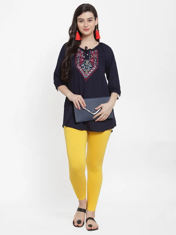 Yellow_Cotton_Lycra_Legging_For_Women