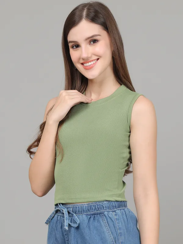 Green_Crop_Tops_Having_sleeveless,_Cotton_Fabric,_Slip_on_closure_and_Round_Neck