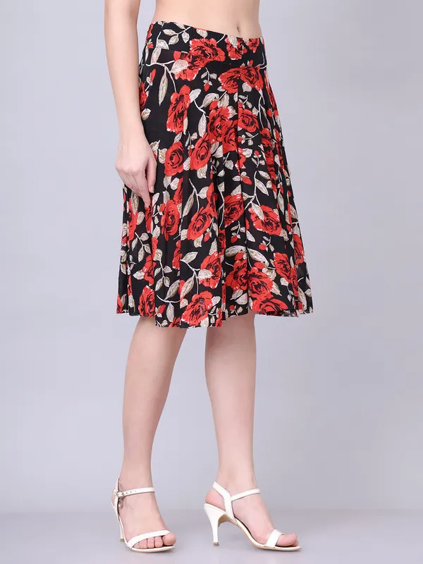 Multi_Color_Polyester_Lycra_Skirt_For_Women