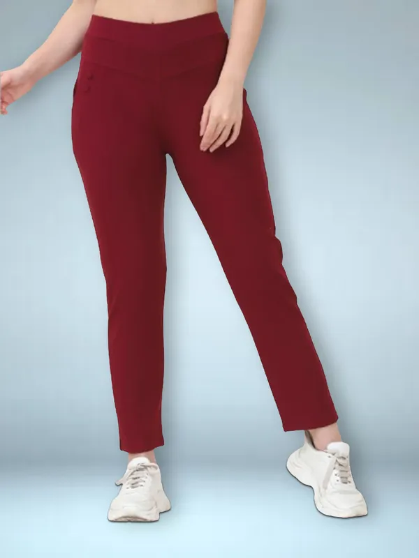 Maroon_Lycra_Polyester_Spandex_Jegging_For_Women