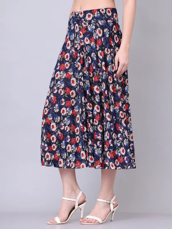 Multi_Color_Polyester_Lycra_Skirt_For_Women