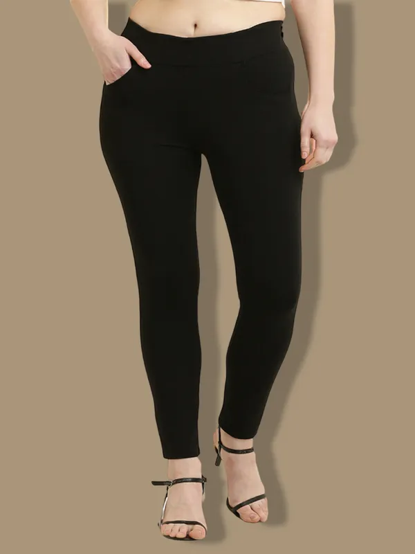 Black_Tencel_Jegging_For_Women