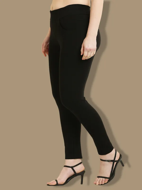 Black_Tencel_Jegging_For_Women