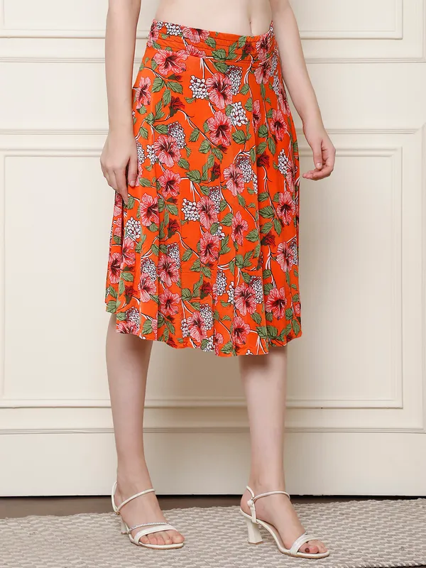 Multi_Color_Polyester_Lycra_Skirt_For_Women