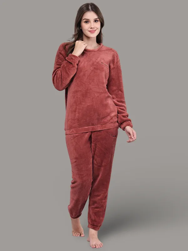 Maroon_Wool_Blend_Jogger_Set_For_Women