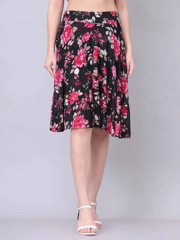 Multi_Color_Polyester_Lycra_Skirt_For_Women