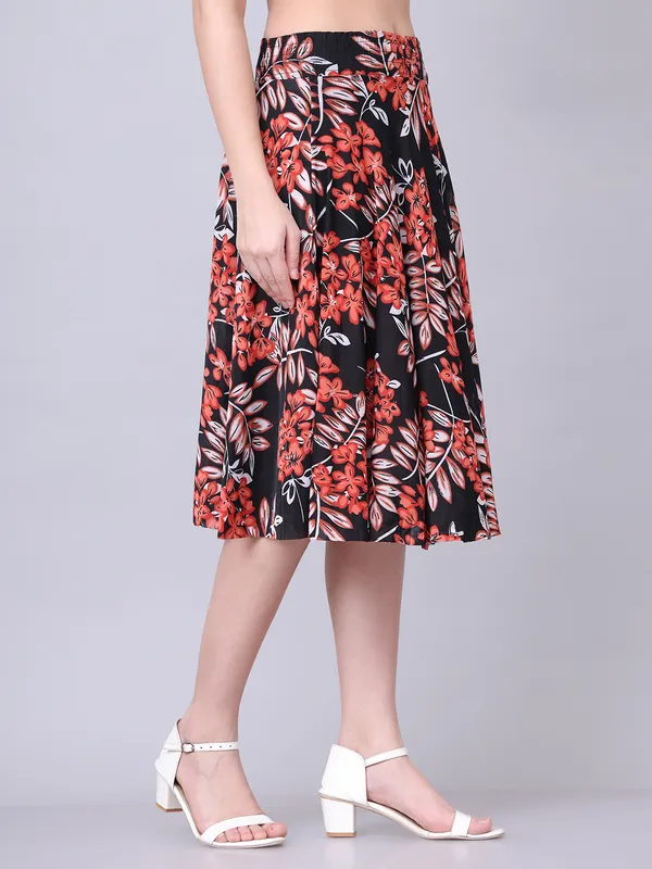 Multi_Color_Polyester_Lycra_Skirt_For_Women