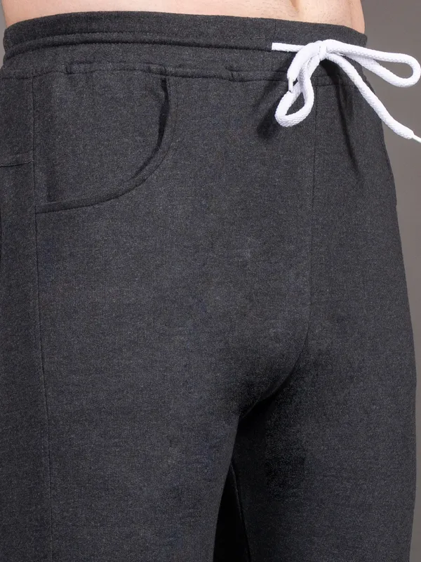 Black_Cotton_Joggers_For_Men