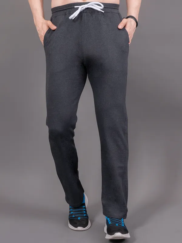 Black_Cotton_Joggers_For_Men