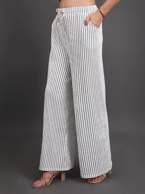 White_Popcorn_Crepe_Style_Texture_Palazzo_For_Women