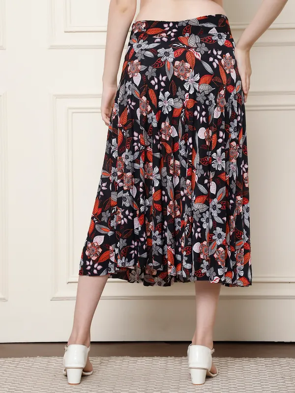 Multi_Color_Polyester_Lycra_Skirt_For_Women