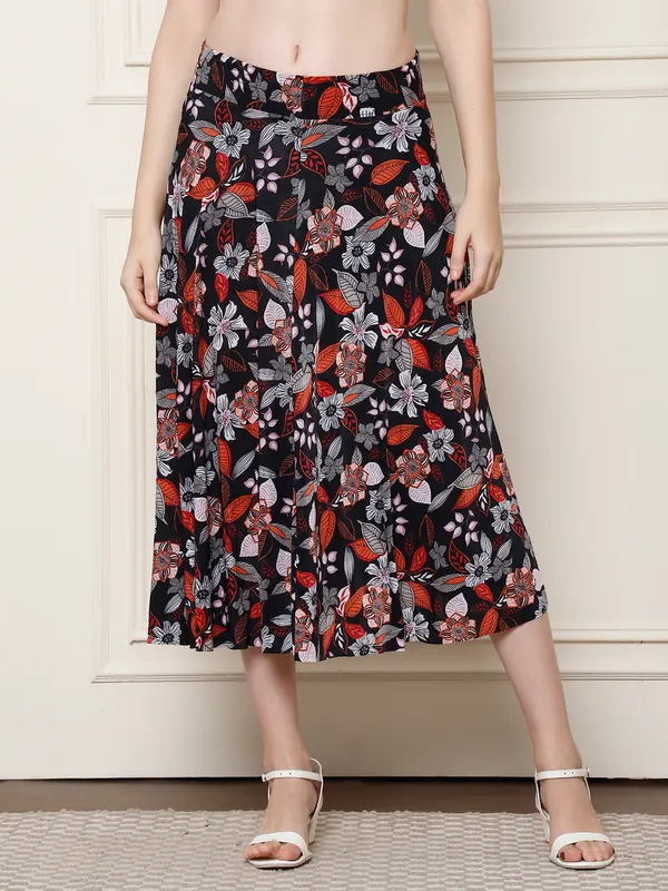 Multi_Color_Polyester_Lycra_Skirt_For_Women