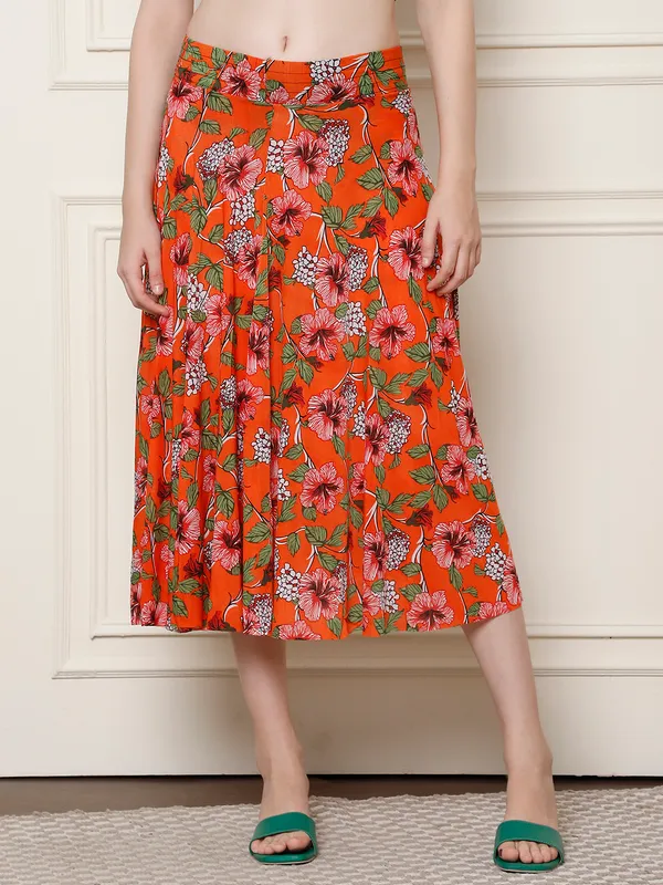Multi_Color_Polyester_Lycra_Skirt_For_Women