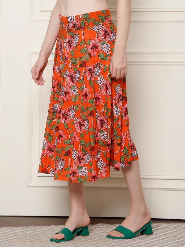 Multi_Color_Polyester_Lycra_Skirt_For_Women
