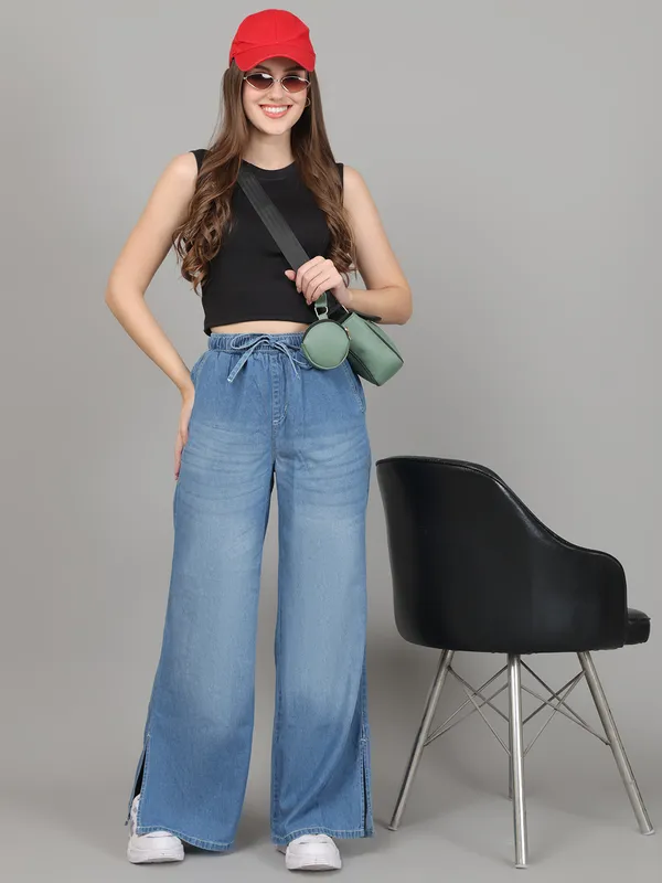 Women_Lifestyles_cotton_Rib_Sleeveless_Black_Crop_Tops