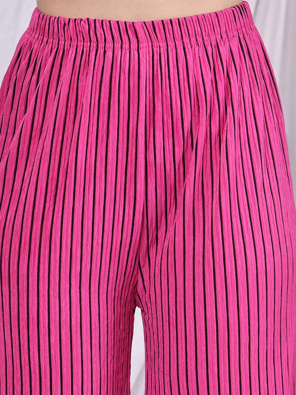 Pink_Popcorn_Top_For_Women