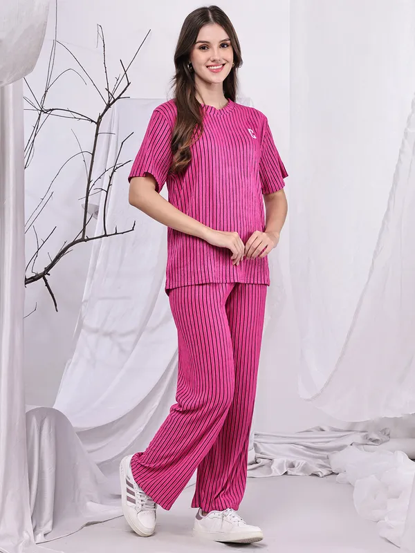 Pink_Popcorn_Top_For_Women