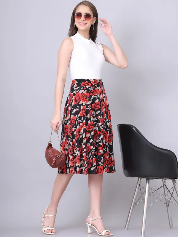 Multi_Color_Polyester_Lycra_Skirt_For_Women